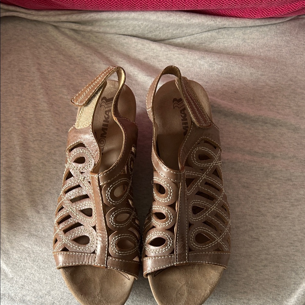 Romika Brown Open-Toe Sandals
